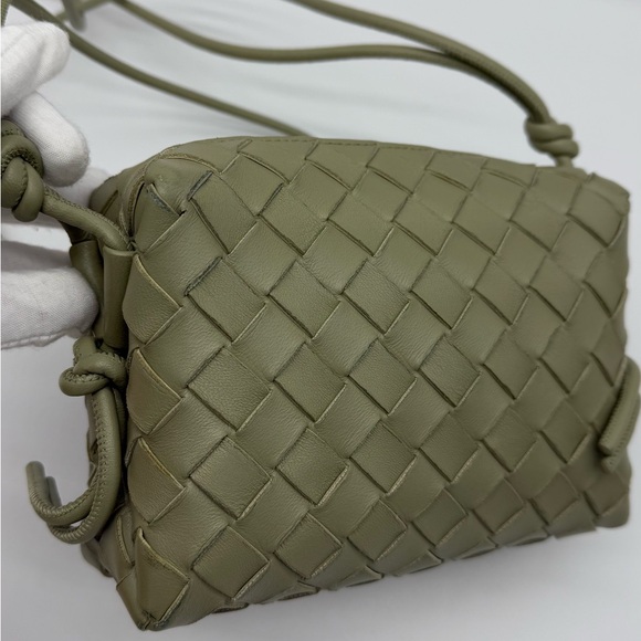 Authentic Bottega Veneta Mini Loop camera bag - Picture 6 of 17